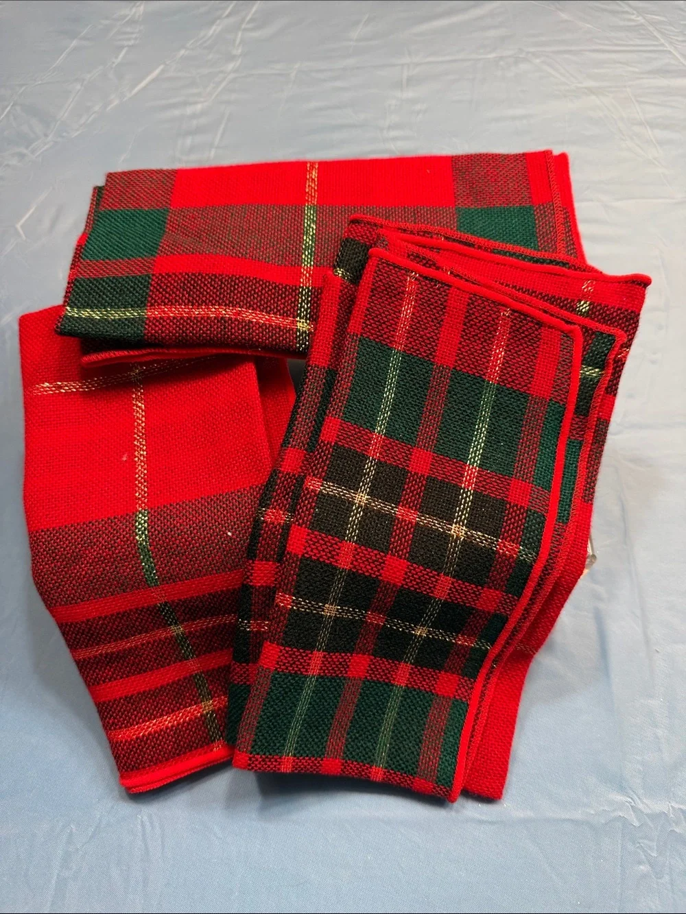 10 Festive Red Tartan Table Napkins - Holiday Plaid Napkins